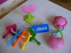 3 babyspeeltjes chicco sleutelbos aardbei met zuignap rammel, Ophalen of Verzenden, Zo goed als nieuw, Rammelaar, Met geluid
