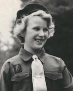 981706	Scouting	PRINCESS ANNE IN HER BROWNIE UNIFORM	Niet ge, Ophalen of Verzenden, Ongelopen