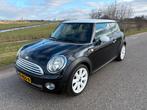 Mini 1.6 Cooper 2007 Zwart, Auto's, Voorwielaandrijving, Stof, 4 cilinders, 4 stoelen