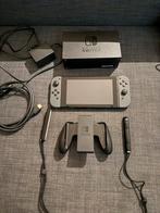Nintendo switch + extra, Ophalen, Zo goed als nieuw, Met 3 controllers of meer, Switch Original