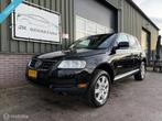 Volkswagen Touareg 3.2 V6|CarPlay|Leder|Clima|Xenon|Export, Auto's, Automaat, Gebruikt, 3189 cc, Zwart