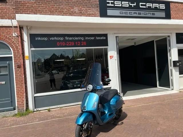 Piaggio VESPA GTS VESPA GTS 2020 Speciale 300 Voll Opties, Auto's, Overige Auto's, Te koop, Metallic lak, Benzine, Sedan, Automaat