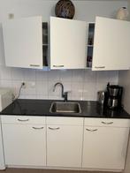 Keuken, Ophalen, Wit, Enkelwandige keuken, Graniet of Steen