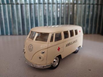leuke vintage vw ambulance bus beschikbaar voor biedingen