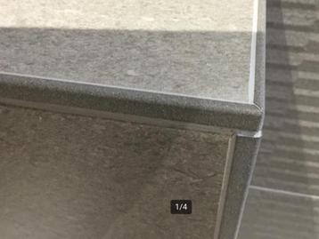 Tegelprofiel 8 mm -Vens steengrijs gecoat- 3 m- ongebruikt beschikbaar voor biedingen