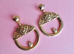 jwg Vintage 70s 80s oorringen oorbellen ornament goud klr, Verzenden, Overige materialen, Oorbellen