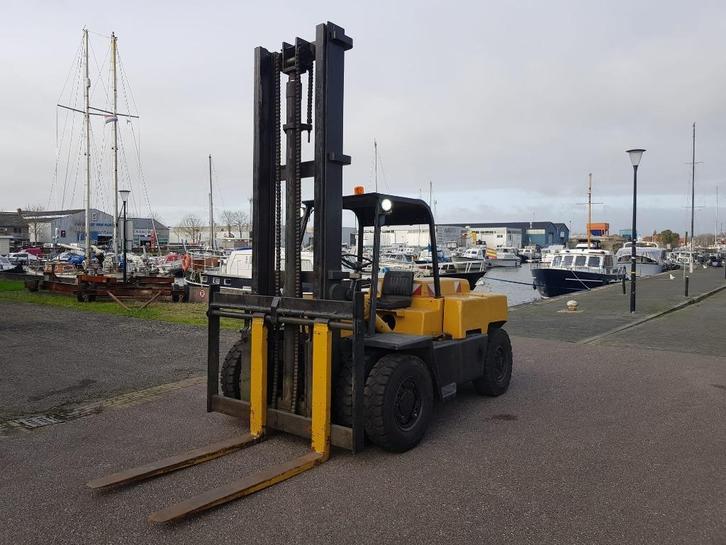 Heftruck Clark 4,5 ton (10.000 pounds), Zakelijke goederen, Machines en Bouw | Heftrucks en Intern transport, Heftruck, Diesel