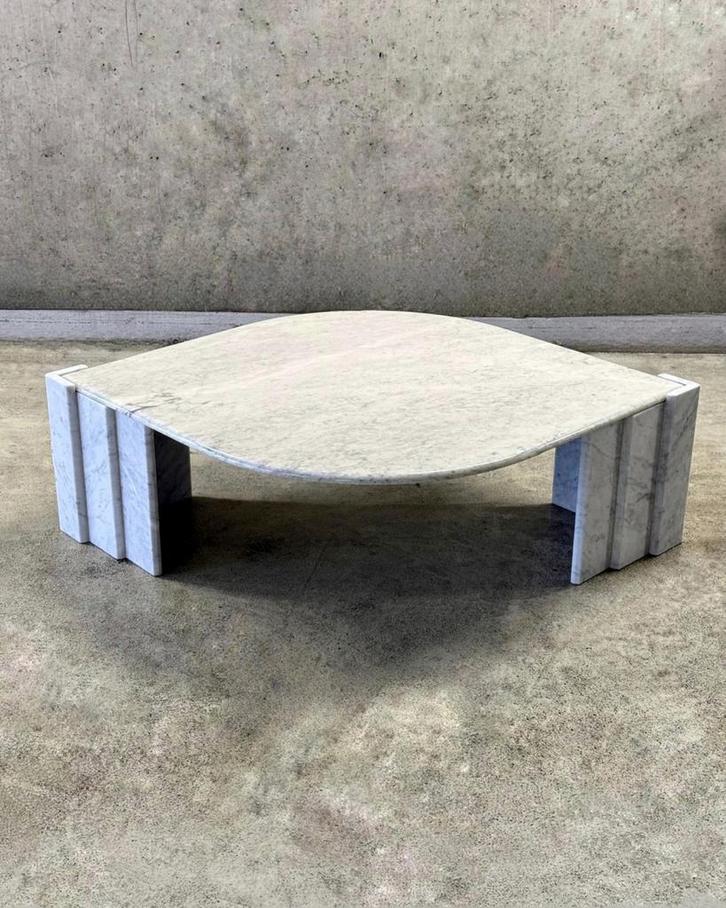 Vintage Carrara marmeren salontafel eye-shape, Antiek en Kunst, Antiek | Meubels | Tafels, Ophalen