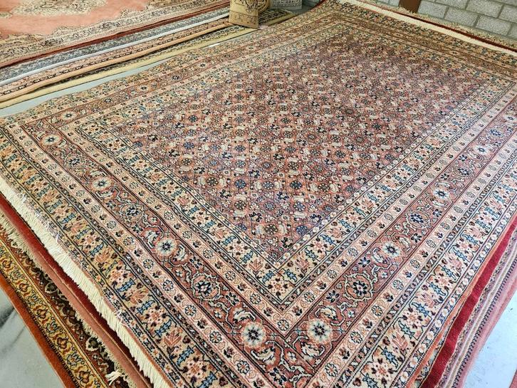 400 VINTAGE TAPIJTEN Verkoop 30 oktober tm zat. 1 november, Huis en Inrichting, Stoffering | Tapijten en Kleden, Gebruikt, 200 cm of meer