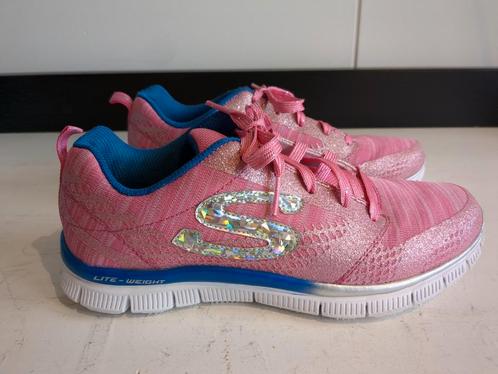 Roze Skechers Flex appeal maat 37, Kinderen en Baby's, Kinderkleding | Schoenen en Sokken, Zo goed als nieuw, Schoenen, Meisje