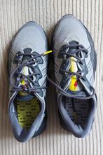 Nieuwe ADIDAS OZWEEGO Schoenen maat 44, Kleding | Heren, Sportschoenen, Nieuw, Ophalen of Verzenden, Adidas