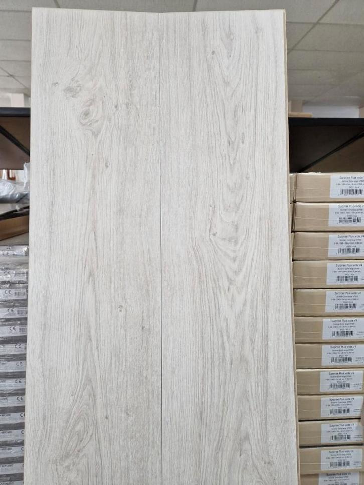 Laminaat Egger Light Matara Oak € 18,95 per m²., Huis en Inrichting, Stoffering | Vloerbedekking, Nieuw, Laminaat, 75 m² of meer