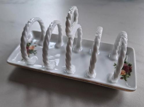 Royal Albert Old Country Roses toastrekje, nieuw, Huis en Inrichting, Keuken | Servies, Nieuw, Overige stijlen, Ophalen of Verzenden