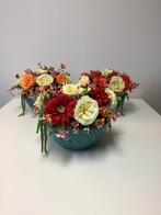 Leuk stuk met rode gerbera en creme rozen in stenen pot, Ophalen, Zo goed als nieuw