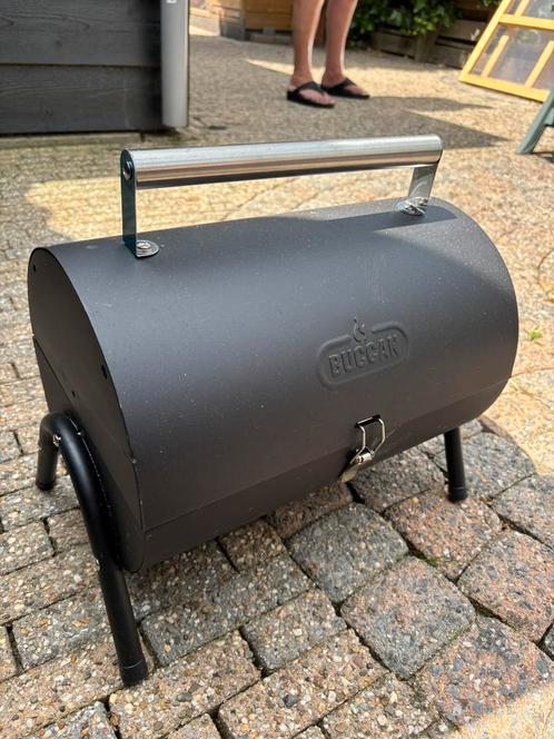 Kleine compacte BBQ., Tuin en Terras, Houtskoolbarbecues, Zo goed als nieuw, Met accessoires, Ophalen of Verzenden