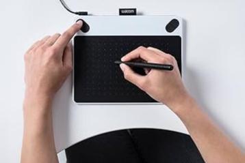 Wacom Intuos Draw White Pen Small tablet tekentablet beschikbaar voor biedingen