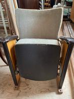 Antieke Bioscoopstoel - Originele Staat, Antiek en Kunst, Ophalen