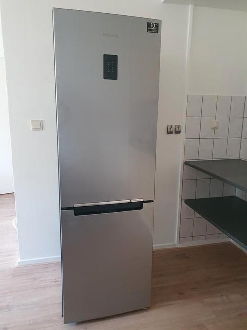 samsung koelkast en vriezer, Witgoed en Apparatuur, Koelkasten en IJskasten, Gebruikt, Met aparte vriezer, 200 liter of meer, 160 cm of meer