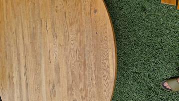 Massief eettafel 152 cm  beschikbaar voor biedingen