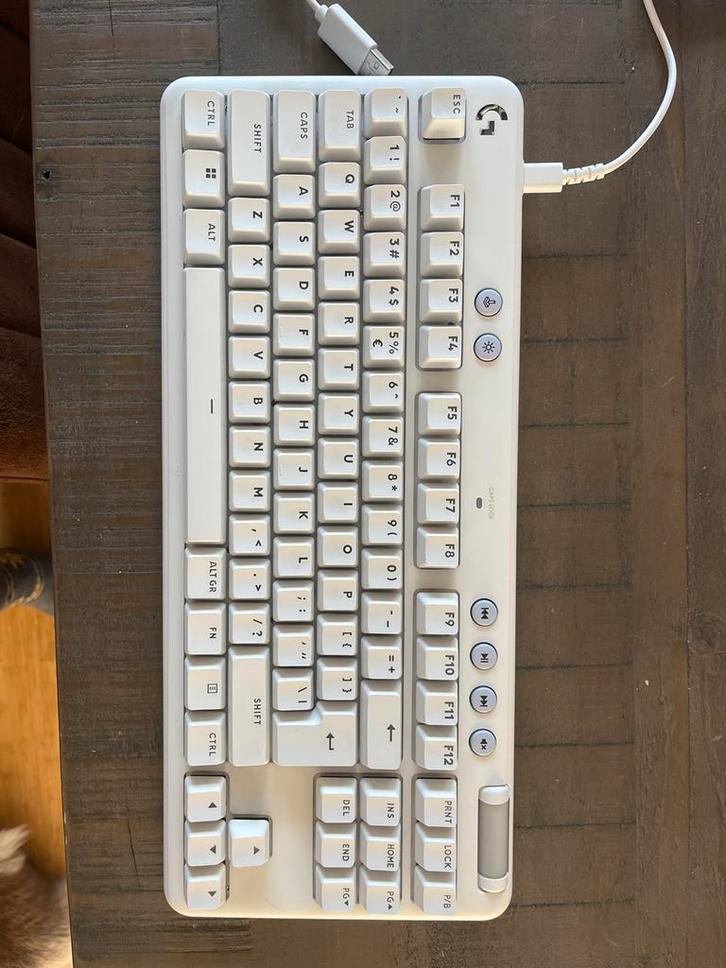 Logitech G715 Mechanisch Gaming Toetsenbord - Wit, Computers en Software, Toetsenborden, Zo goed als nieuw, Qwerty, Bedraad, Gaming toetsenbord
