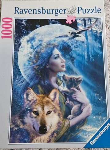 Ravensburger puzzel vrouw met met wolven 1000 stukjes beschikbaar voor biedingen