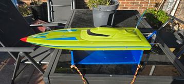 Ecomaster "DeltaForce 32" Carbon&kevlar speedboat beschikbaar voor biedingen