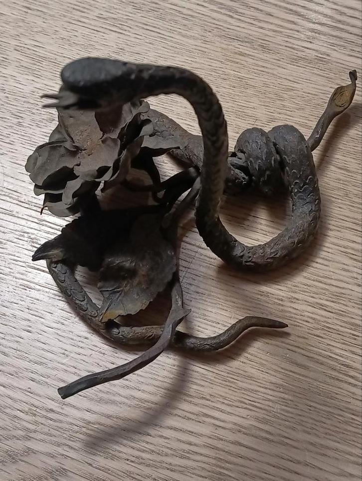 bronzen sculptuur -Slang/Roos, Wiener Werkstätte of eerder?, Huis en Inrichting, Woonaccessoires | Kapstokken, Gebruikt, Overige typen