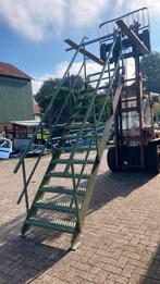 Stalen trap, Doe-het-zelf en Verbouw, Ladders en Trappen, Ophalen of Verzenden, Zo goed als nieuw, 2 tot 4 meter