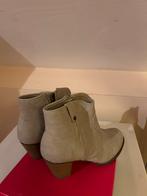 Mooie beige enkellaarsjes, Kleding | Dames, Schoenen, Ophalen of Verzenden, Zo goed als nieuw, Beige, Lage of Enkellaarzen