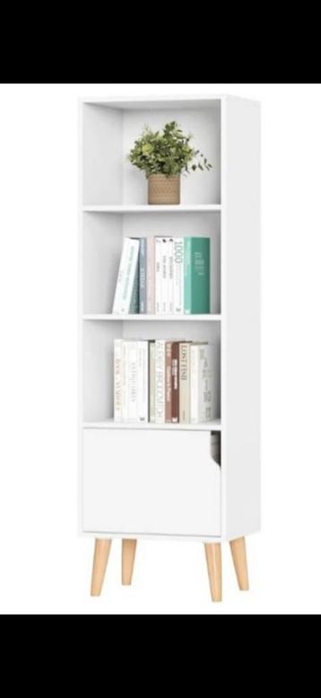 homfa boekenkast nieuw in doos 3 stuks aanwezig beschikbaar voor biedingen