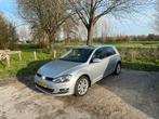 Volkswagen Golf 1.6 TDI 81KW 5D 2017 Grijs Connected Series, Auto's, Voorwielaandrijving, Leder en Stof, Origineel Nederlands