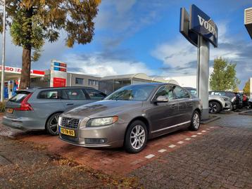 Volvo S80 2.5 T Momentum Dealer onderhouden Dak Leer Clima C beschikbaar voor biedingen