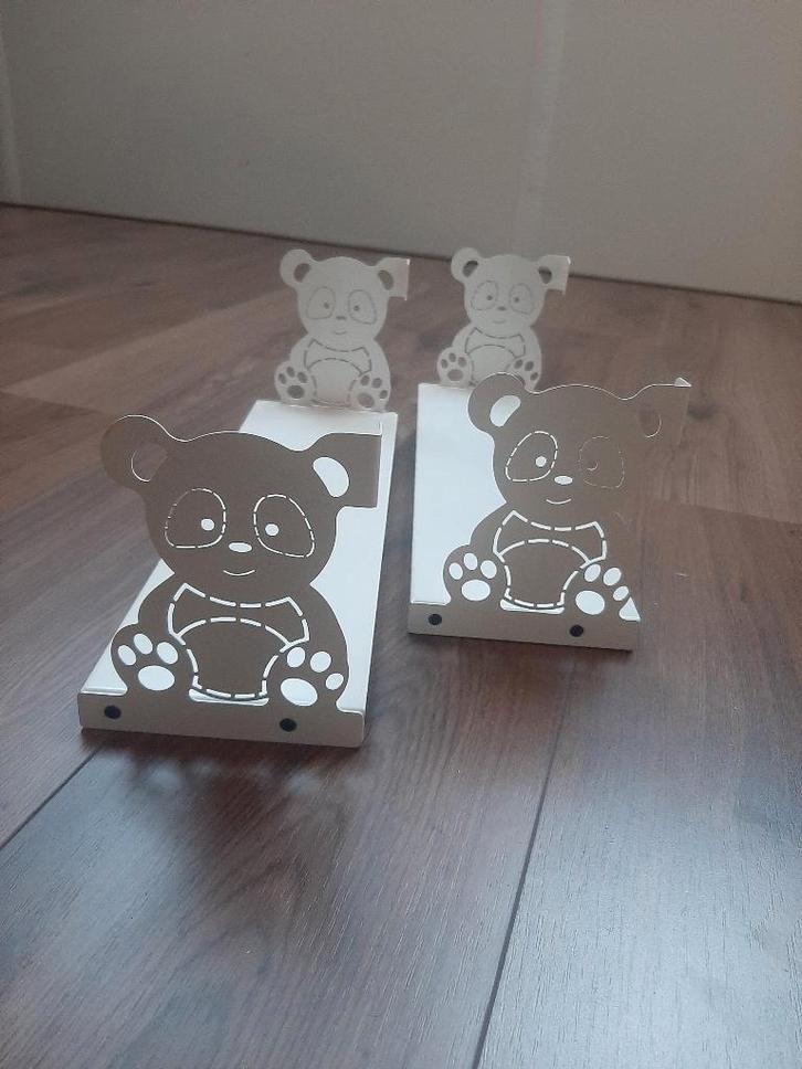 Twee panda wanddecoratie plankjes, Kinderen en Baby's, Kinderkamer | Inrichting en Decoratie, Gebruikt, Wanddecoratie, Ophalen