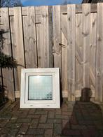 Kunststof kozijn 70 x70, Doe-het-zelf en Verbouw, Kozijnen en Schuifpuien, Raamkozijn, Zo goed als nieuw, Hout, Ophalen