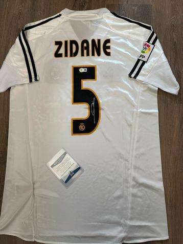 Zidane signed jersey Real Beckett beschikbaar voor biedingen