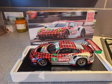 Pfaff Porsche 911 GT3 R Winner Sebring 12H 2021 1:18 Spark beschikbaar voor biedingen
