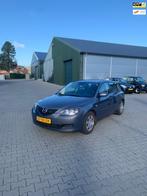 Mazda 3 1.6 S-VT Touring, Auto's, Mazda, 1165 kg, Origineel Nederlands, Te koop, Zilver of Grijs