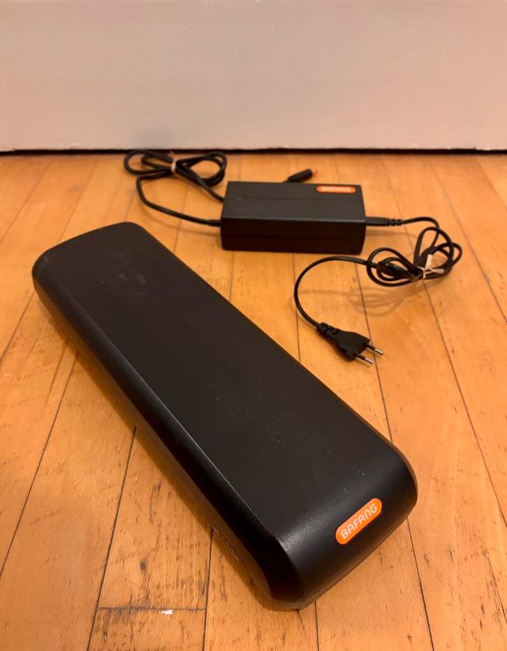 Bafang E-Bike accu 450Wh inclusief oplader, Fietsen en Brommers, Fietsaccessoires | Fietsaccu's, Zo goed als nieuw, Ophalen of Verzenden