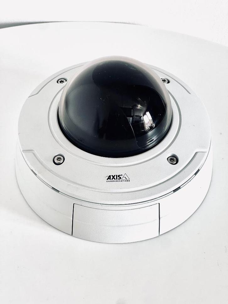 Axis p3363-ve dag en nacht vaste dome netwerk camera, Audio, Tv en Foto, Videobewaking, Zo goed als nieuw, Ophalen of Verzenden