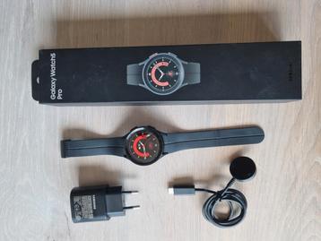Samsung Galaxy Watch5 pro 44mm beschikbaar voor biedingen