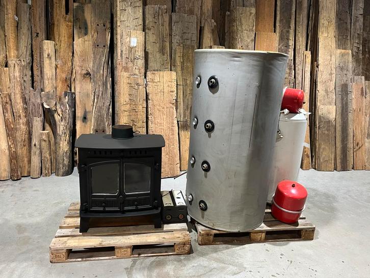 Hout CV Kachel met Buffervat & Boiler, Huis en Inrichting, Kachels, Gebruikt, Vrijstaand, Houtkachel, Hout, Ophalen