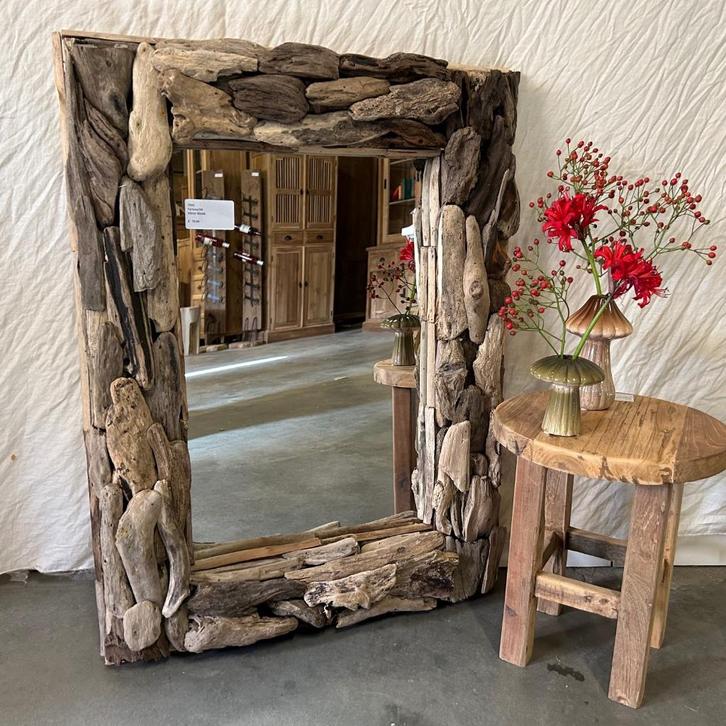 Spiegel – driftwood / drijfhout - 80 x 60 cm - Bij TTM Wonen, Huis en Inrichting, Woonaccessoires | Spiegels, Nieuw, 50 tot 75 cm