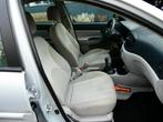 Hyundai Accent 1.4i Dynamic 97pk Sedan Airco Trekhaak 1100kg, Voorwielaandrijving, 4 cilinders, Origineel Nederlands, Handgeschakeld