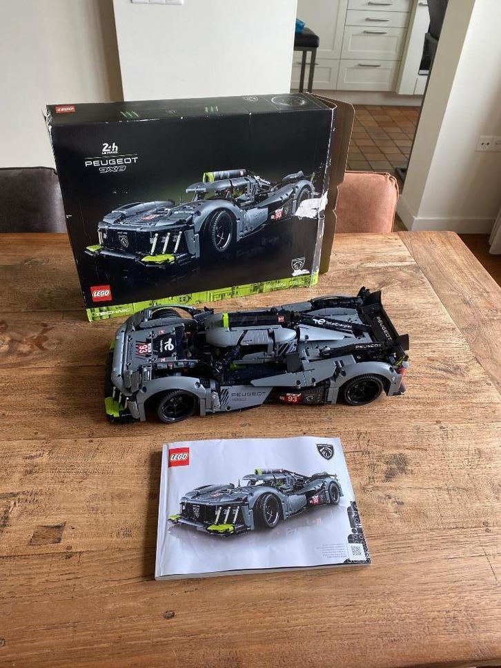 Lego Technic 42156 PEUGEOT 9X8 24H Le Mans Hybrid Hypercar, Kinderen en Baby's, Speelgoed | Duplo en Lego, Zo goed als nieuw, Lego