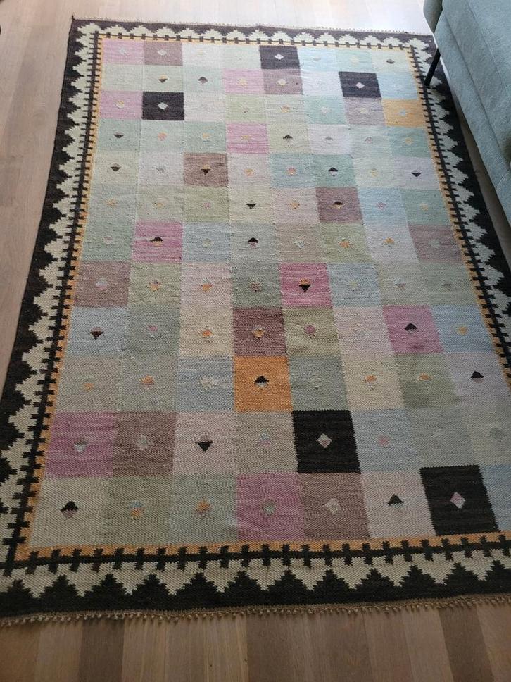 Mooi patchwork vloerkleed, Huis en Inrichting, Stoffering | Tapijten en Kleden, Zo goed als nieuw, 150 tot 200 cm, 200 cm of meer
