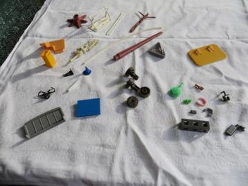 Te koop aangeboden: Playmobil losse onderdelen.  beschikbaar voor biedingen