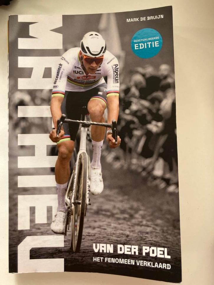 Mathieu van der Poel - Het Fenomeen Verklaard, Boeken, Sportboeken, Zo goed als nieuw, Lopen en Fietsen, Ophalen of Verzenden