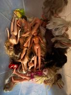 Grote bak met barbies, Verzamelen, Poppen, Ophalen of Verzenden, Gebruikt