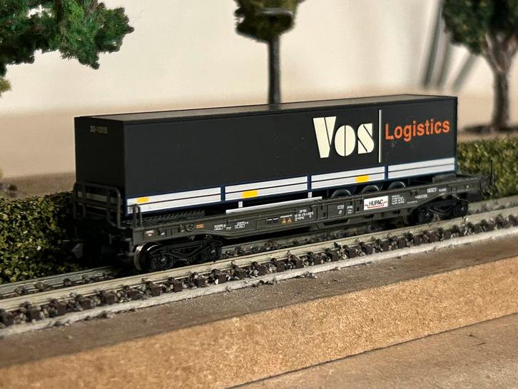 Minitrix dieplader wagkn Vos logistics Hupac, Hobby en Vrije tijd, Modeltreinen | N-Spoor, Zo goed als nieuw, Wagon, Gelijkstroom