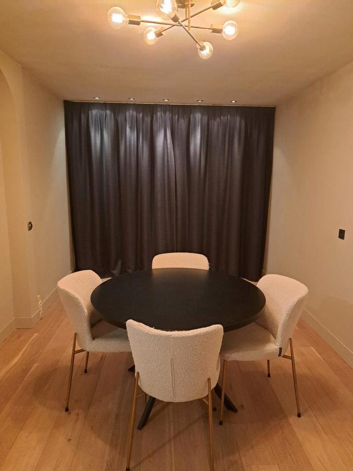 Ronde zwarte tafel van Bommel Meubelen, Huis en Inrichting, Tafels | Eettafels, Gebruikt, 100 tot 150 cm, 100 tot 150 cm, Vier personen